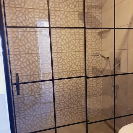 호텔 North Wind - 카라부룬