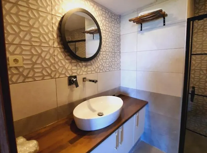 Отель North Wind - *